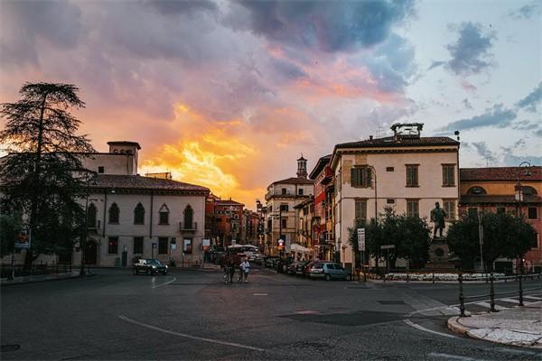 为什么商业健康险很重要？商业健康医疗保险有什么优势？