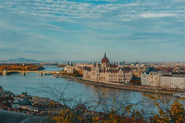 什么是高端医疗保险?高端医疗保险多少钱?