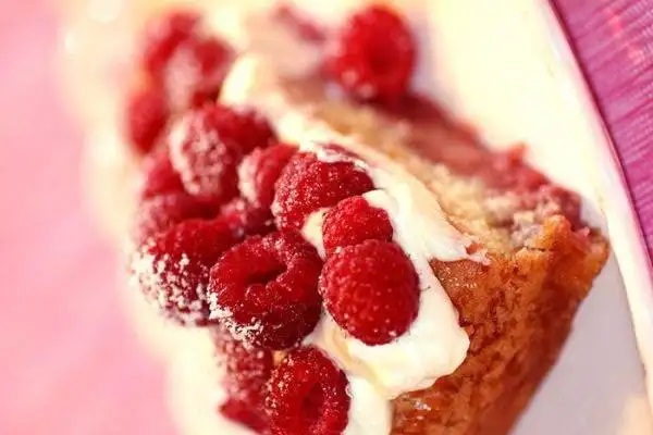 家庭顶梁柱一定要买哪两种保险？